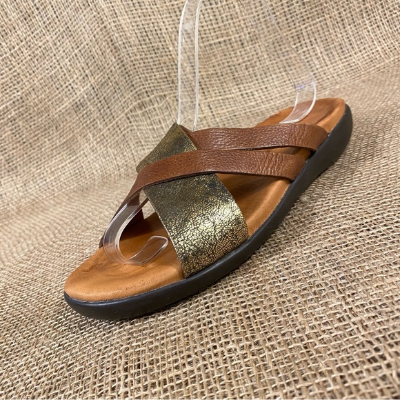 Gentle Souls Sandals Wedge Slip on Brown Gold Size 6M - Picture 3 of 11